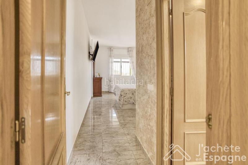 Foto c45c7ca7-bcee-44d2-8e7b-9f1bc9fe9864. Casa chalet en zona exclusiva en Coloma Nucia (la)