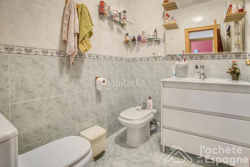 Foto dd52e8de-c8c0-46ed-b0a0-6db5a014e49b. Casa chalet en zona exclusiva en Coloma Nucia (la)
