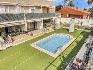 Piso  Partida solaes. Apartamento con piscina, cerca del mar