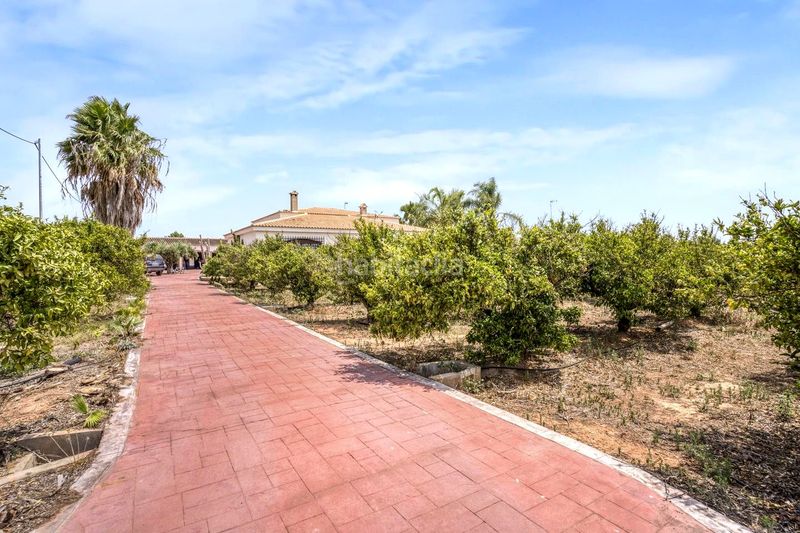 Foto 6ca74886-136a-4116-9e04-93f7d91ef417. Casa amb aparcament piscina a Camí de Paterna-Lloma del Calderer Bétera