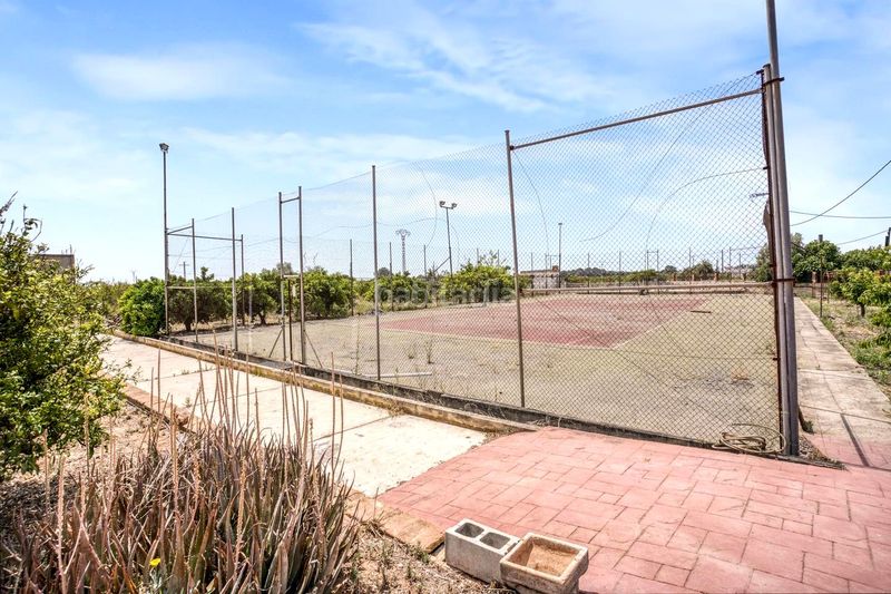 Foto 9e3f5074-c932-4a60-9232-70588fa91382. Casa amb aparcament piscina a Camí de Paterna-Lloma del Calderer Bétera