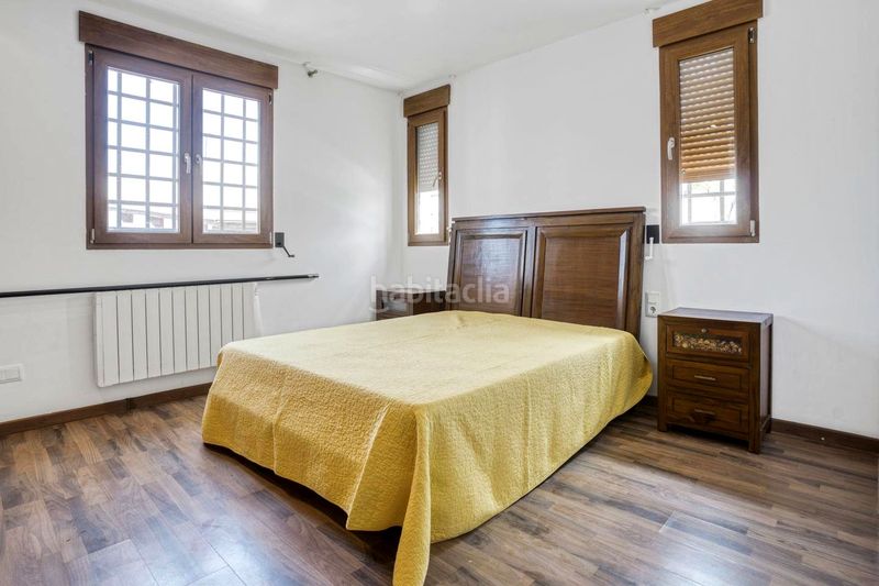 Foto f8afdad5-2ca0-4a7e-9d80-36bdd3efd90f. Casa amb aparcament piscina a Camí de Paterna-Lloma del Calderer Bétera