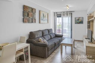 Dúplex  Valencia. Dúplex con 2 dormitorios, terrazas, garaje y trastero en golfmar