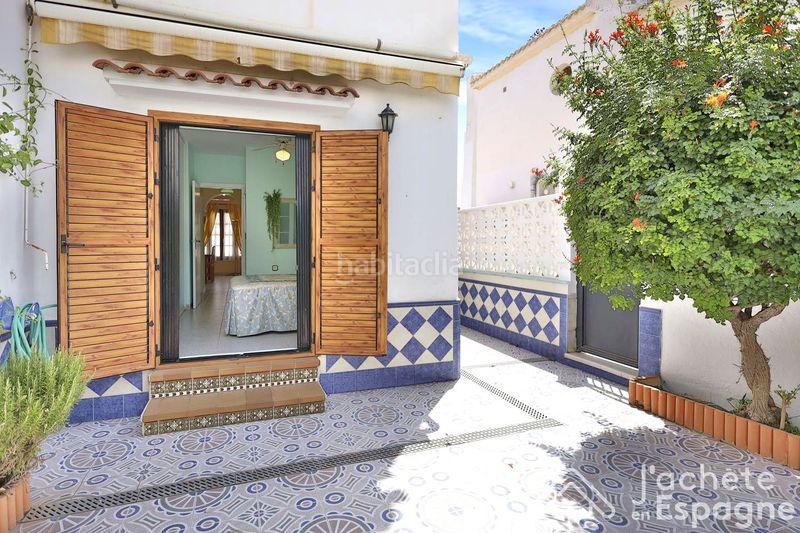 Foto 7f757240-e92c-48a2-9072-8375a6046a50. Apartament amb piscina a Zona los Frutales Torrevieja