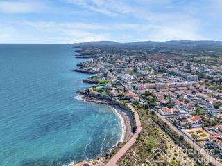 Casa  Carrer cales g. Fabuloso chalet con piscina a un paso de las playas