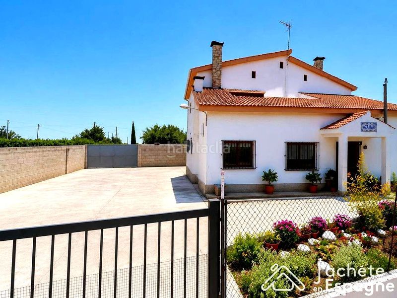 Foto 5ea7762b-f1c1-4afa-ad9f-00ae692111f1. Casa amb calefacció aparcament a Costa Norte Vinaròs