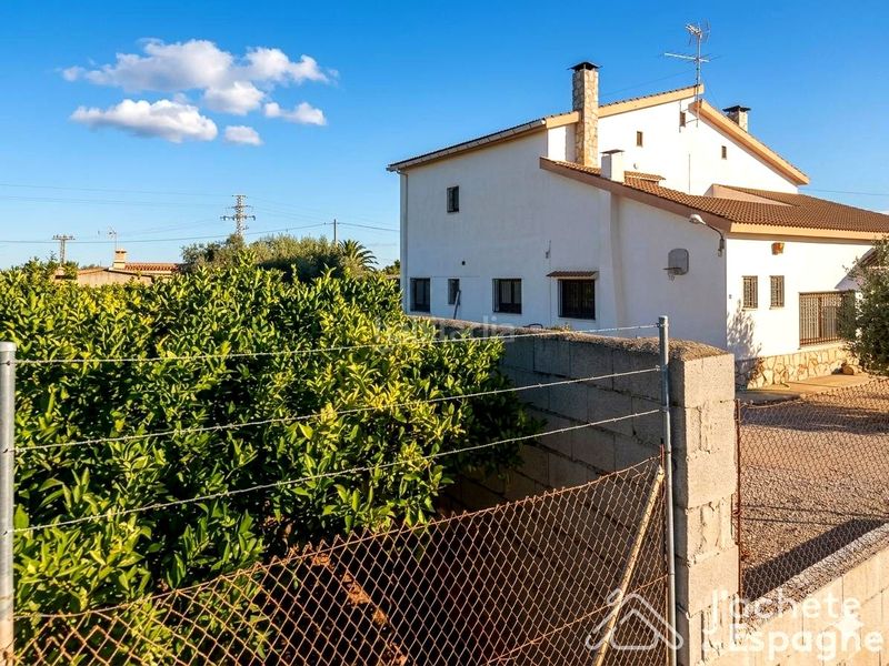 Foto 937a5c2f-8810-4eb2-92a3-0dd7b381be6e. Casa amb calefacció aparcament a Costa Norte Vinaròs