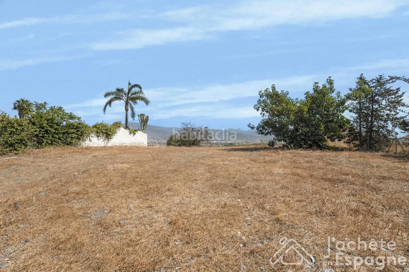 Foto a48e5ae0-e8a2-4cc6-a7dd-51ba658c48d2. Terreny residencial a Almayate Bajo