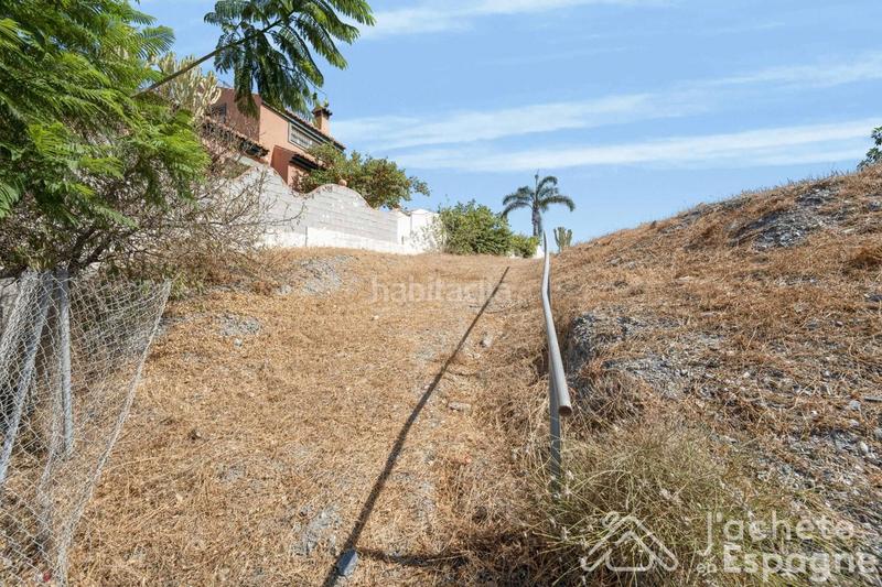 Foto f3a2276c-9e8b-4a80-a1bf-73e5c60f8f2b. Terreny residencial a Almayate Bajo