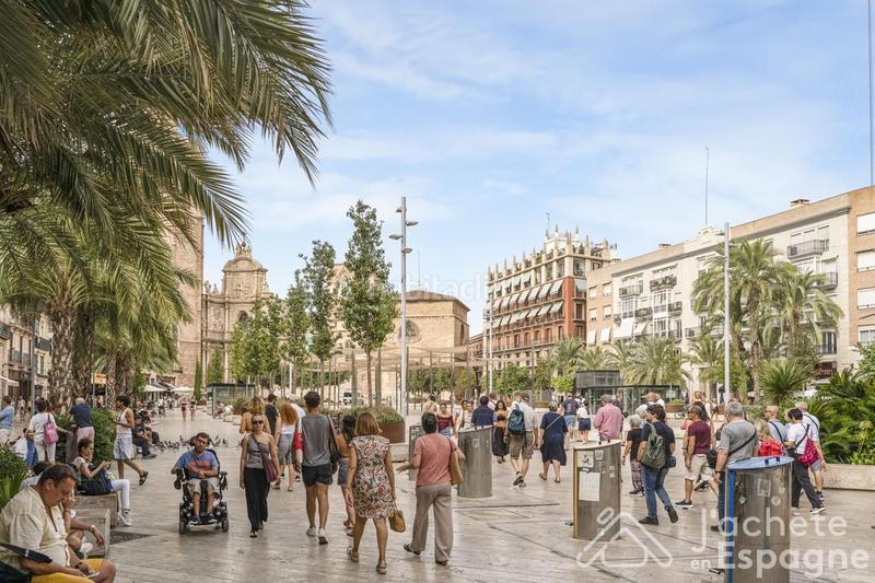 Foto 45579105-8a82-4e2d-882a-c6ce16222c40. Estudio piso en venta en ciutat vella en El Mercat Valencia