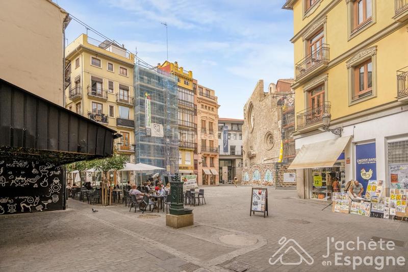 Foto 50c03146-32f9-48f6-828c-f32d7ed98439. Estudio piso en venta en ciutat vella en El Mercat Valencia
