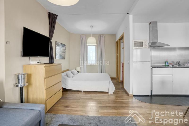 Foto 91533ac5-e040-40a6-bcc9-d0938630042e. Estudio piso en venta en ciutat vella en El Mercat Valencia