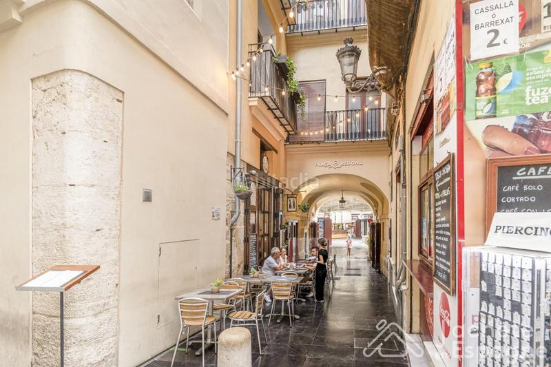 Foto b3a6b8f5-ea02-4155-9162-b5cdd7ef9ef7. Estudio piso en venta en ciutat vella en El Mercat Valencia