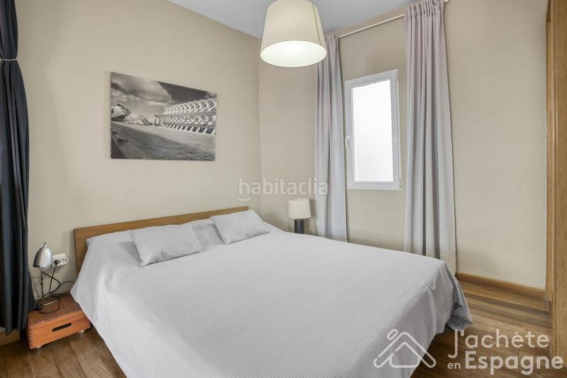 Foto ba6003c1-d8fc-4d8d-b623-8028eb4411e1. Estudio piso en venta en ciutat vella en El Mercat Valencia