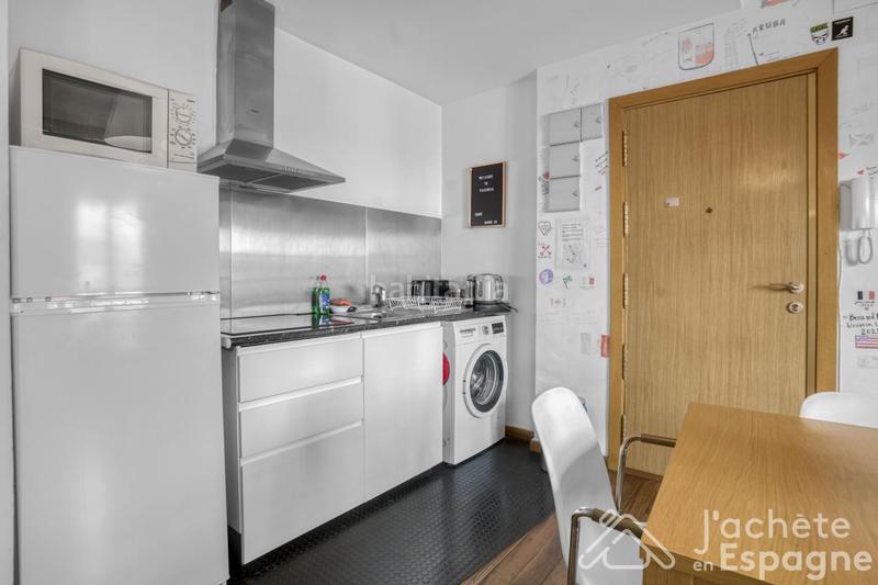 Foto c60a482d-f7b6-4a11-a5c5-dc68a7f78903. Estudio piso en venta en ciutat vella en El Mercat Valencia