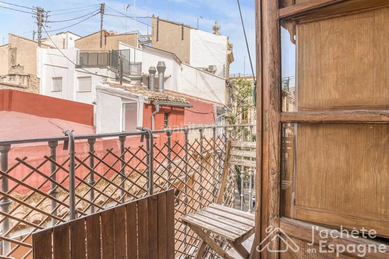 Foto fee24c90-2fb6-44e4-82a4-743a73d749a2. Estudio piso en venta en ciutat vella en El Mercat Valencia