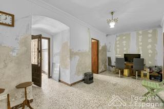 Casa  Los reyes. Auténtica casa de pueblo con 2 apartamentos independientes  134