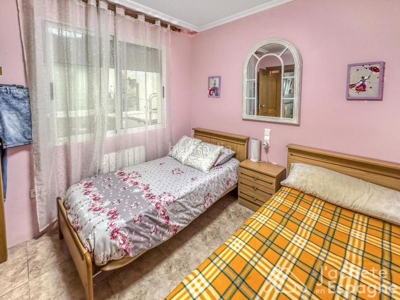 Foto 3cc16b69-4d01-4879-8740-80e37b6cf18f. Casa amb calefacció aparcament a Casco Urbano Vinaròs