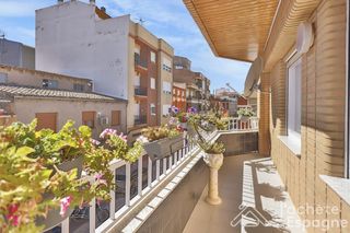 Casa a schiera  Calle san vicente. Casa adosada en caudete
