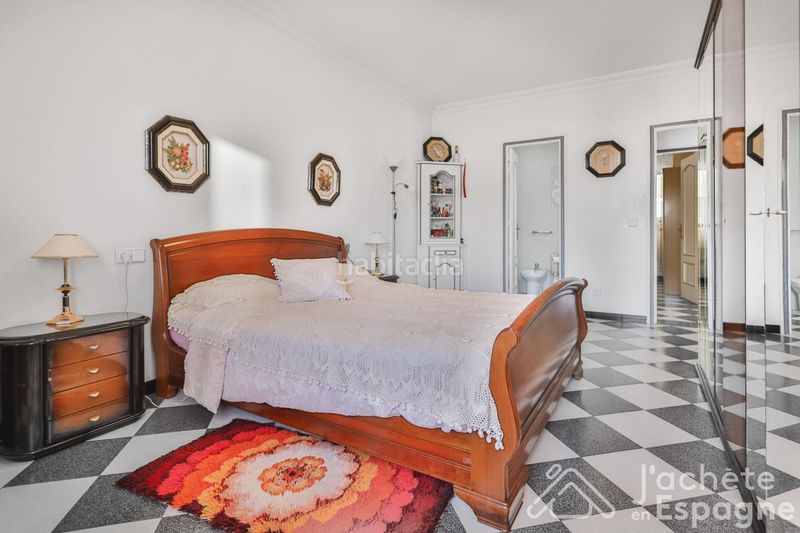 Foto b570d638-e0ee-4517-bc85-917718d61d12. Casa adossada amb calefacció aparcament a Caudete