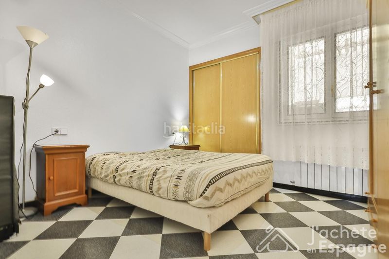 Foto e0a77816-84b7-47dd-87f0-321839137ee6. Casa adossada amb calefacció aparcament a Caudete