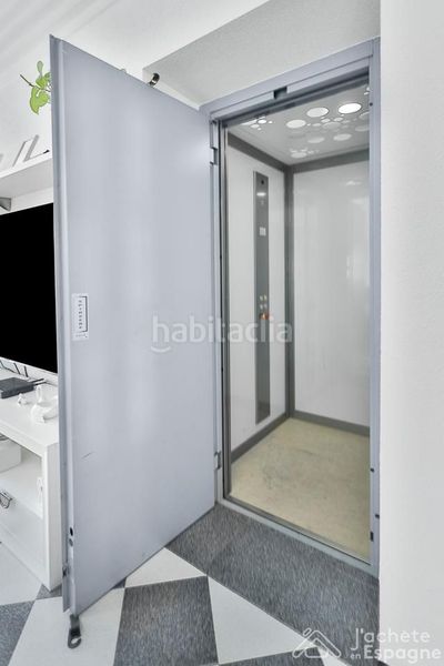 Foto fa4a37bd-5f20-4f57-8daf-cd4f054ff436. Casa adossada amb calefacció aparcament a Caudete