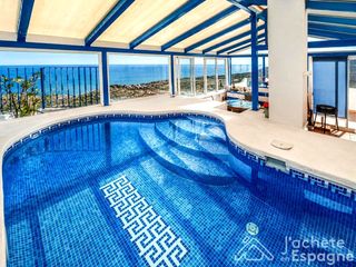 Dúplex  De noruega. Una villa suspendida sobre el mediterráneo exclusivo dúplex con