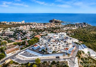 Duplex  Avinguda de noruega. Una villa suspendida sobre el mediterráneo exclusivo dúplex con