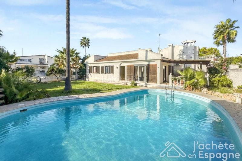 Foto eea24aba-8e8e-426f-bc33-72992f8325cc. Casa amb calefacció aparcament piscina a Costa Norte Vinaròs