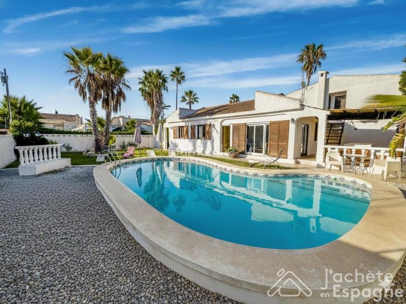 Foto 26e5aac9-dbbc-4a8d-9877-dc7be662a465. Haus mit heizung parking pool in Costa Norte Vinaròs