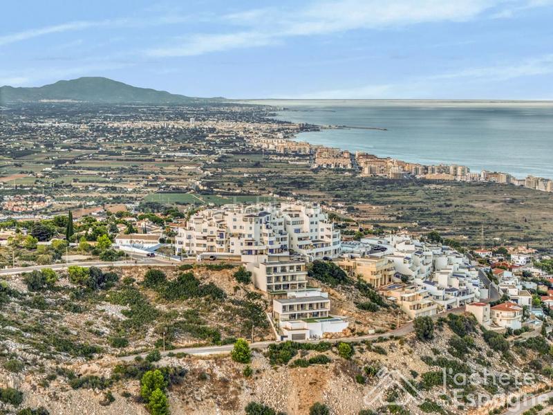 Foto 4e0d58b3-34d5-4d8b-8e87-8e8a9cfa7f28. Penthouse with parking pool in Las Atalayas-Urmi-Cerro Mar Peñíscola