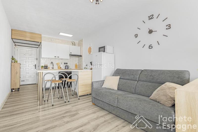 Foto 94ac8ec7-b263-4413-9bad-2407d2f2a5bd. Piso se vende piso en el chaparral en Zona Carrefour - Urbanizaciones Torrevieja