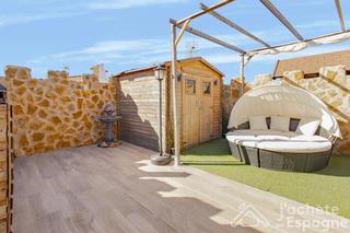 Casa  Parque júcar. Se vende un castillo en san fulgencio