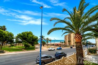 Apartamento  Valencia. Exclusiva ! piso con garaje en primera línea de playa en peñísco