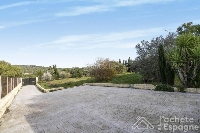 Foto 3af80bda-d031-4d3d-beb6-7897d75caeb8. Casa amb calefacció piscina a Monserrat