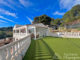 Masia  Camí rectoressa. Estupenda villa entre el monte y el mar