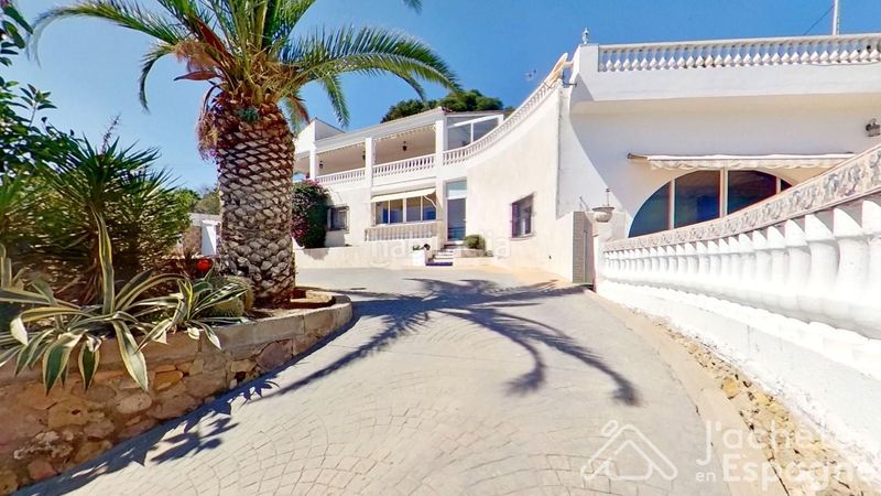 Foto 7f901d79-f8f5-437a-aa40-5822cdd1c798. Masia amb piscina a Quart de les Valls