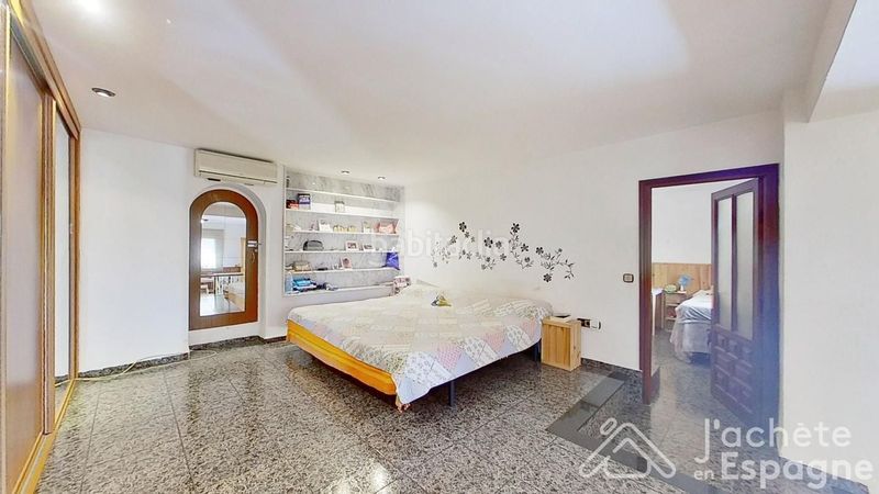 Foto f6a9c7d1-d2da-407e-9a20-53154c525057. Masia amb piscina a Quart de les Valls