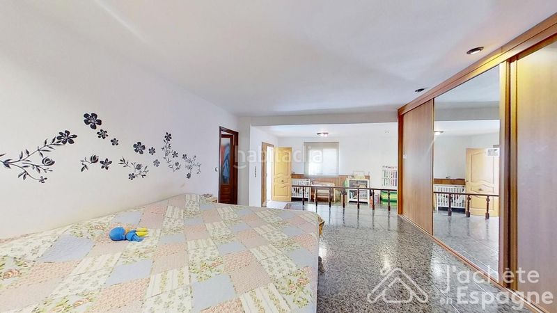 Foto fe834813-b733-4133-928d-fa2ca57be36c. Masia amb piscina a Quart de les Valls