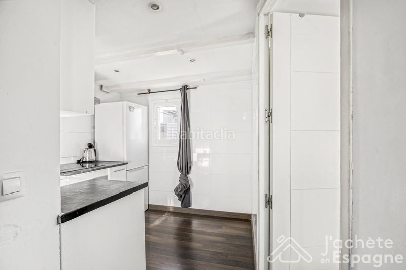 Foto 00893c32-a3b1-415c-a3d7-64fe2b003acb. Apartament a Fort Pienc Barcelona