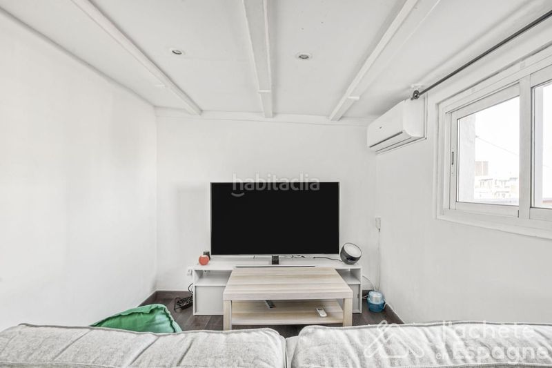 Foto 46a17c44-1205-4296-8e78-f6c55c8a5c2a. Apartament a Fort Pienc Barcelona