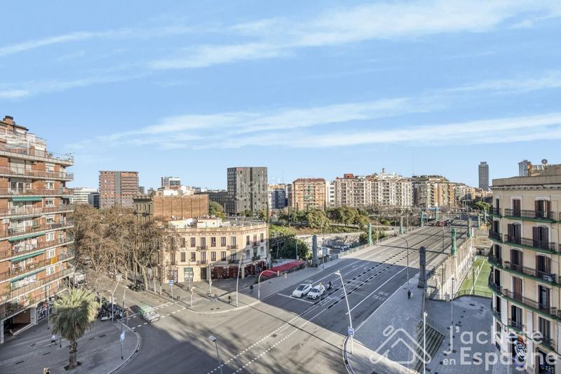Foto ade29c9c-b2f7-483c-8efd-7ce129516ac8. Apartament a Fort Pienc Barcelona