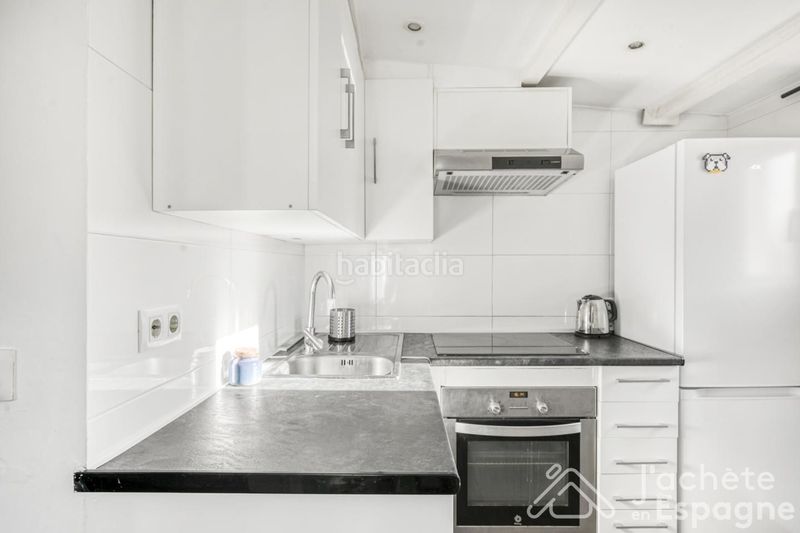 Foto ed233454-c944-4234-b1fe-81fa72fbecba. Apartament a Fort Pienc Barcelona