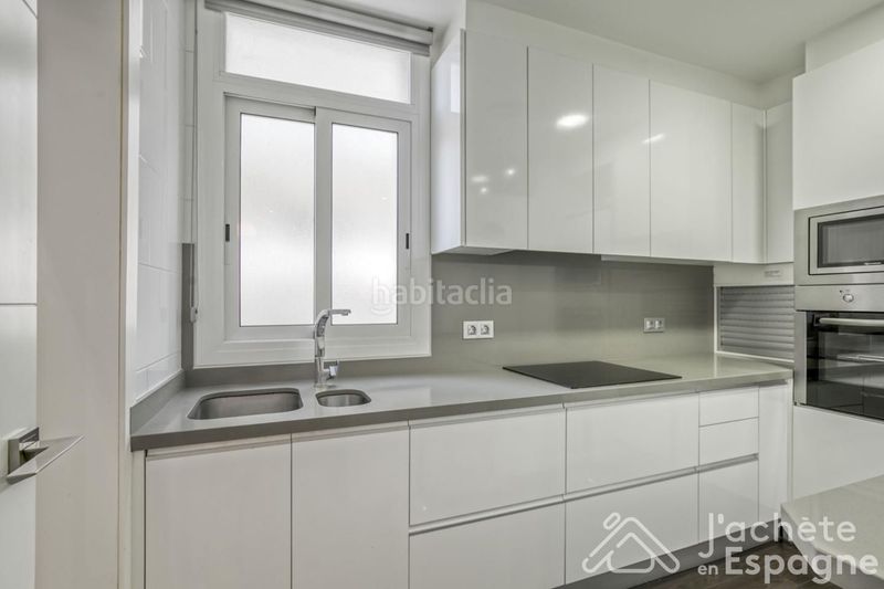 Foto 0a79541e-475d-413e-b66f-223cfb97b131. Apartament a Vila de Gràcia Barcelona