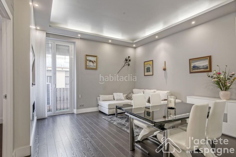 Foto 89e8b07a-89ec-4475-bf5e-089ea97d3fde. Apartament a Vila de Gràcia Barcelona