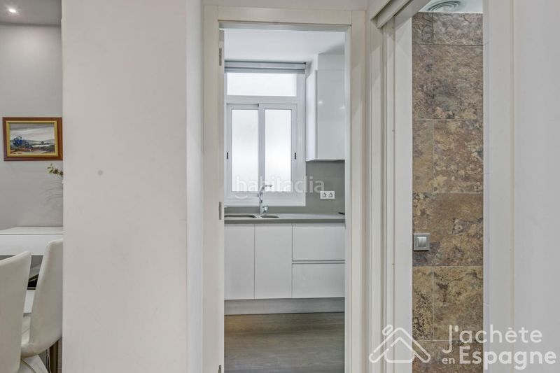 Foto c1925a29-03ad-4d41-9bc4-b3e7b4eb27a9. Apartament a Vila de Gràcia Barcelona