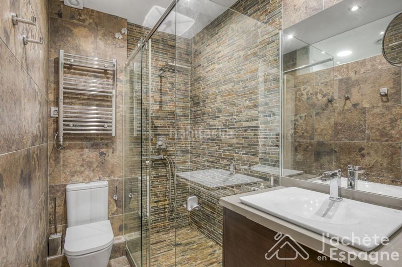 Foto e112898e-243d-425d-a817-2ccc885287b9. Apartament a Vila de Gràcia Barcelona