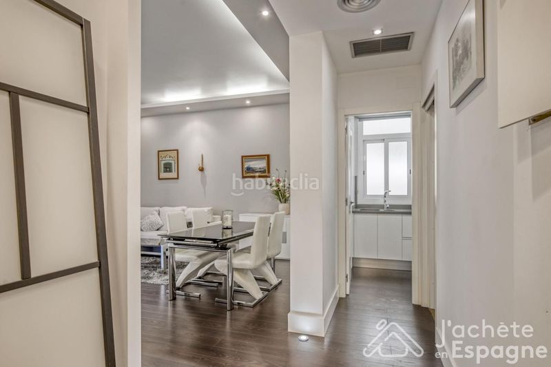 Foto fe085149-dbbf-47f5-8b51-feba35e546a3. Apartament a Vila de Gràcia Barcelona