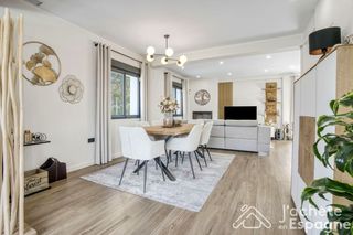 Casa in Urbanitzacions i Pedanies Sud. Villa contemporánea  certificación energética a