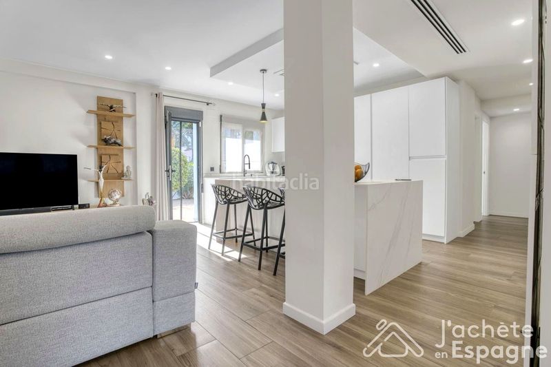 Foto 31eb2117-aac7-431f-a79c-a7ee890e640d. Casa amb calefacció aparcament piscina a Urbanitzacions i Pedanies Sud Alzira